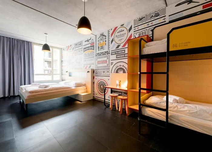 Hotel Meininger Gare Saint-jean