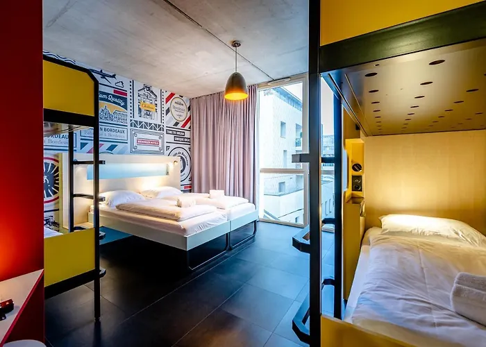 Meininger Gare Saint-jean 2*