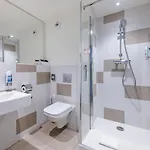 Hotell Meininger Gare Saint-jean 2*
