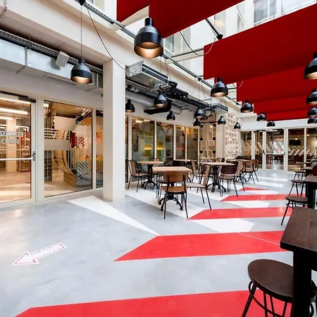 ホテル Meininger Gare Saint-jean ボルドー