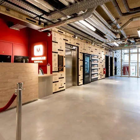 Hotel Meininger Gare Saint-jean