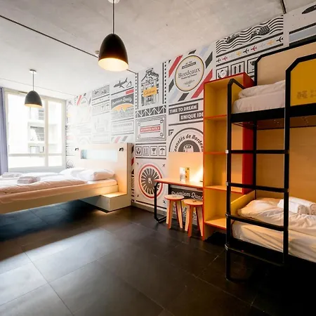 Hotel Meininger Gare Saint-jean