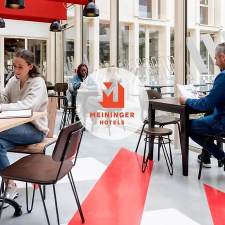 Hotel Meininger Gare Saint-jean 2*