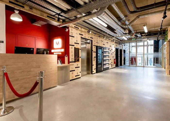 Hotel Meininger Gare Saint-jean